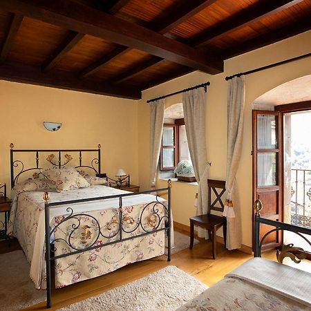 La Casona De Lombrana, En Polaciones Guest House Ngoại thất bức ảnh